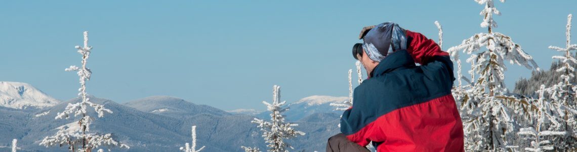 Fotograf vor Berglandschaft Fotograf vor Berglandschaft